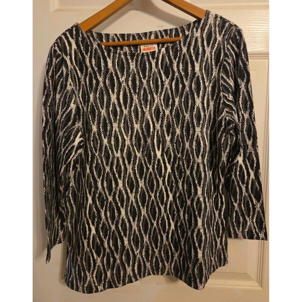Ruby Rd Favorites Black & White Geometric Pattern Blouse Size M